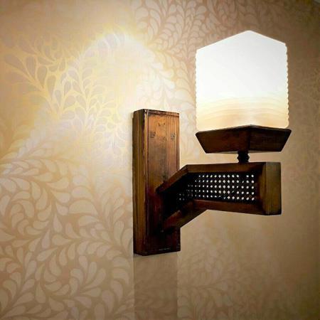 برترین برند های خارجی چراغ دیواری