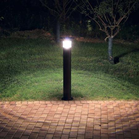 فروش فوق العاده چراغ سولار پارکی با قیمتی استثنایی