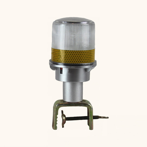 چراغ دکل خورشیدی