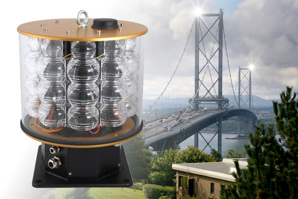 چراغ سر دکل خورشیدی