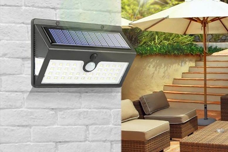 چراغ خورشیدی